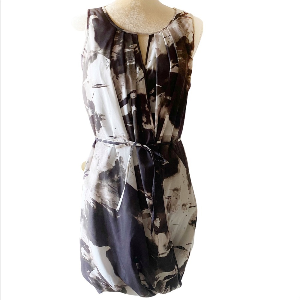 NWT H&M Womens Dress Brown White Sleeveless Pleated Front Bubble Hem Wrap Sz 8
